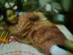 ಸೌಂದರ್ಯವು ಪುರುಷತ್ವವನ್ನು ಚೆನ್ನಾಗಿ ಹೀರಿಕೊಳ್ಳುತ್ತದೆ, ಆದರೆ ಸಾಮಾನ್ಯವಾಗಿ ವೀರ್ಯವನ್ನು ನುಂಗಲು ಹೇಗೆ ತಿಳಿದಿರುವುದಿಲ್ಲ