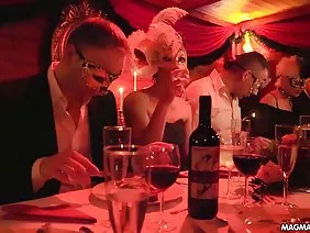 ಕ್ಯಾಸ್ಟಿಂಗ್ಗೆ ಮುಂಚಿತವಾಗಿ ತರಬೇತಿ ಅಥವಾ ಕ್ಯಾಥಾ ಕ್ಯಾಮರಾದಲ್ಲಿ ಪೋಮಸ್ಟ್ರಬಿರೋವಾಟ್ ಮಾಡಲು ನಿರ್ಧರಿಸಿದ ಹೇಗೆ