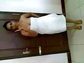 ಪರಿಪೂರ್ಣ ವ್ಯಕ್ತಿ ಮತ್ತು megasbits ಜೊತೆ ಹುಡುಗಿ ವಾಂತಿ ಮತ್ತು ತಿನ್ನುತ್ತಿದ್ದ ವೀರ್ಯಾಣು ಹೀರಿಕೊಳ್ಳುತ್ತಾರೆ