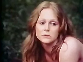 ಬಿಳಿ ಗಾಲ್ಫ್ನಲ್ಲಿ ಬ್ಲಾಂಡ್ ಬ್ಲೋಜಾಬ್ ಮತ್ತು ಸವಾರಿ ಕೋಳಿ ಮಾಡುತ್ತದೆ