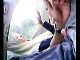 ಕತ್ತರಿಸಿಕೊಂಡ ಡಿಕ್ನೊಂದಿಗೆ ನೆರೆಹೊರೆಯು ಬ್ಲೋಜಾಬ್ ಮತ್ತು ಸ್ವಾಭಾವಿಕ ಅತಿರೇಕದ ಲೈಂಗಿಕತೆಗಾಗಿ 18 ವರ್ಷದ ಸೌಂದರ್ಯವನ್ನು ಹರಡಿತು