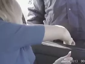 ಮಾಸ್ಟೊಡರ್-ಮ್ಯಾಟಡೋರ್ ತನ್ನ ಕೆಂಪು ಸಿಲ್ಕ್ ರೋಬ್ನೊಂದಿಗೆ ಮತ್ತೊಂದು ಗೂಳಿಯನ್ನು ಸೆಳೆದಿದೆ